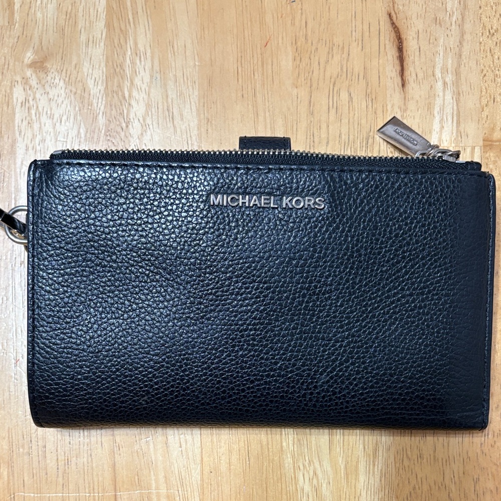 Michael Kors Black Textured Wallet